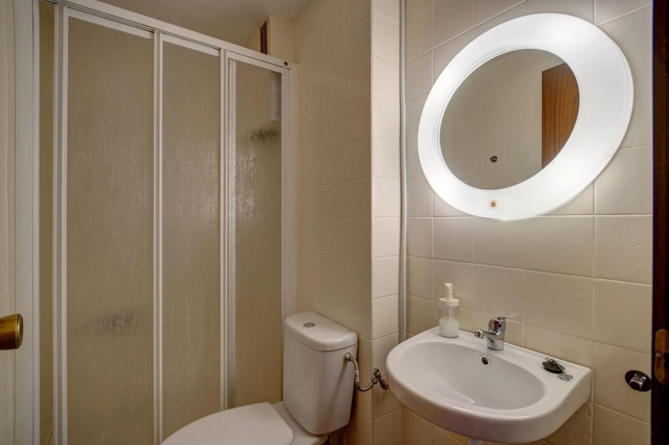 Beds & Breaks Desplat Apartment Valencia Bagian luar foto